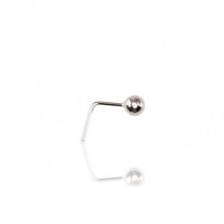 Sidabrinių auskarų vėrimas į nosį0