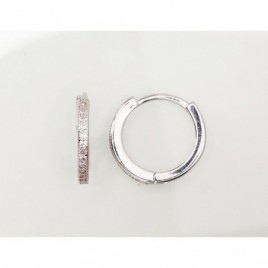 Sidabriniai auskarai su apvaliu segtuku0