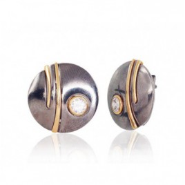 Sidabriniai auskarai ant cilindrinės spynos0