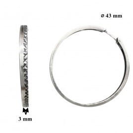 Sidabriniai auskarai rinkės