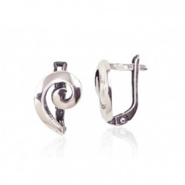 Sidabriniai auskarai ant cilindrinės spynos0