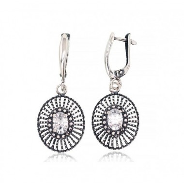 Sidabriniai auskarai ant cilindrinės spynos0