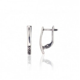 Sidabriniai auskarai ant cilindrinės spynos0