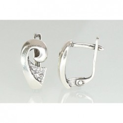 Sidabriniai auskarai ant cilindrinės spynos0