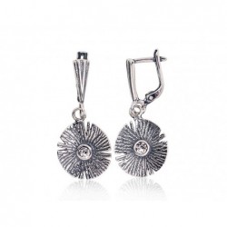 Sidabriniai auskarai ant cilindrinės spynos0